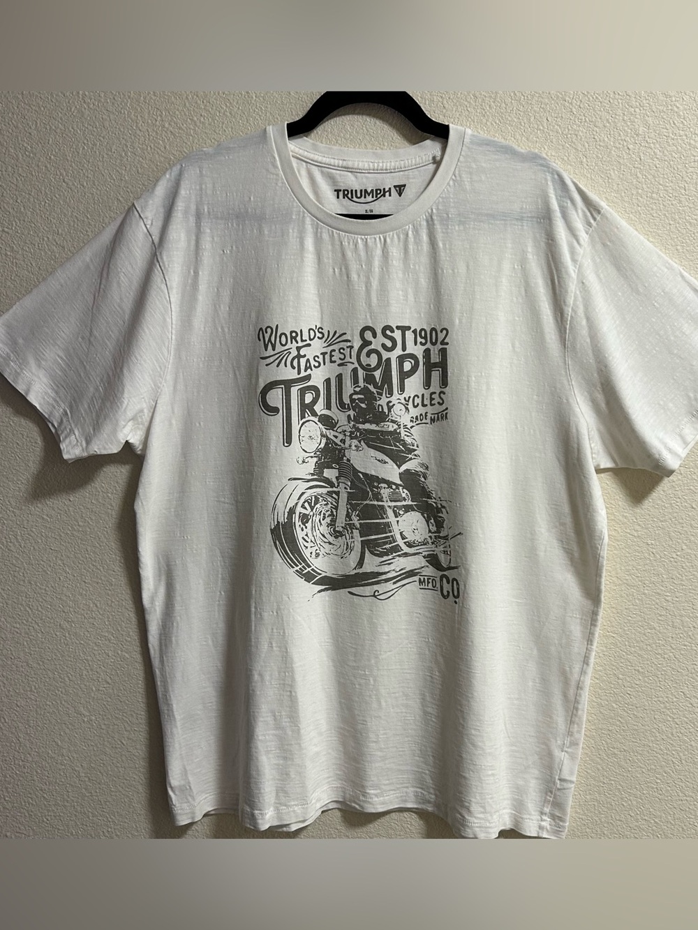 Triumph White Short Sleeve Tee with Gray Motorcycle Graphic Size XL